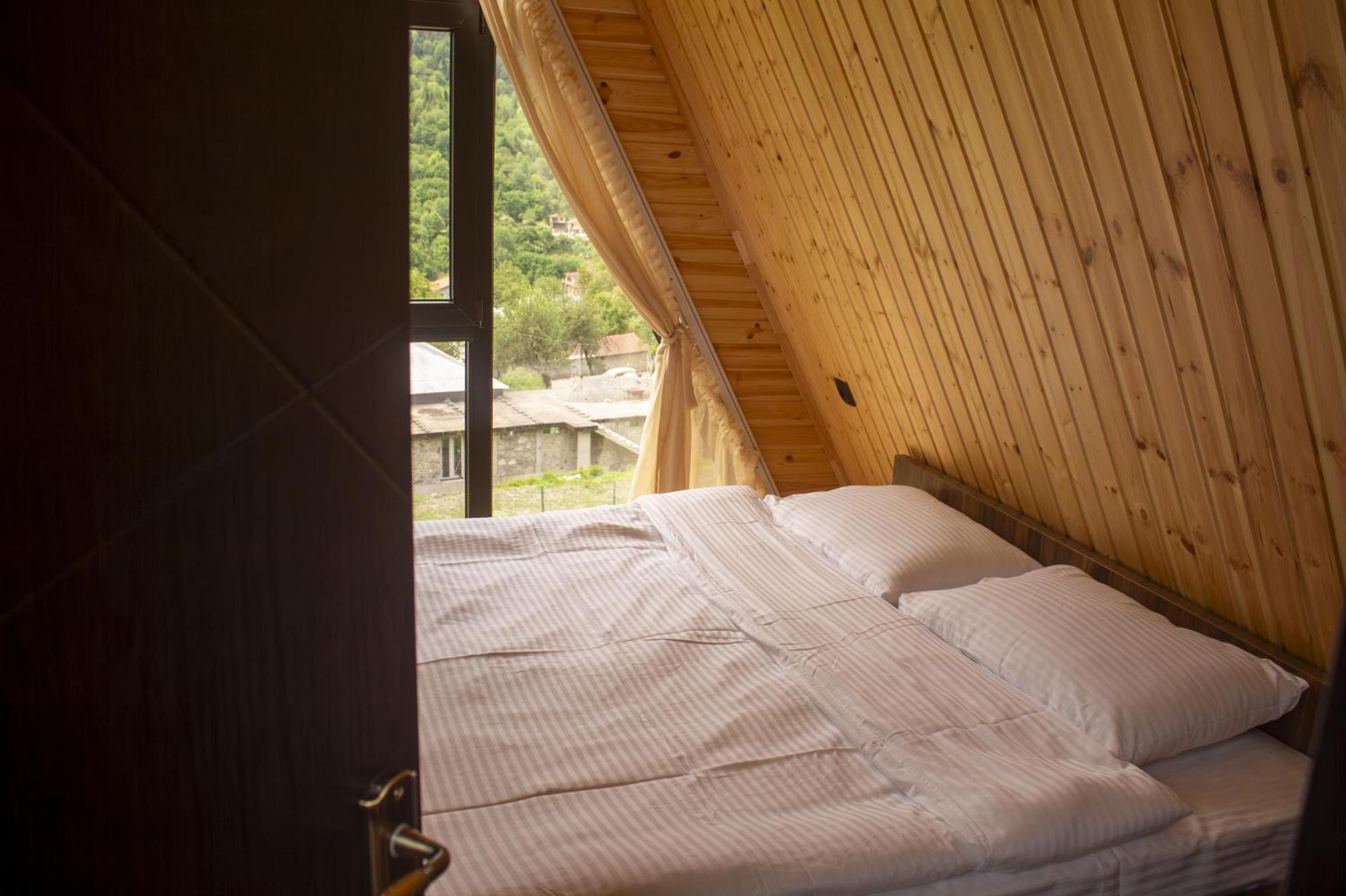 A-frame Wonder Lodge Mestia